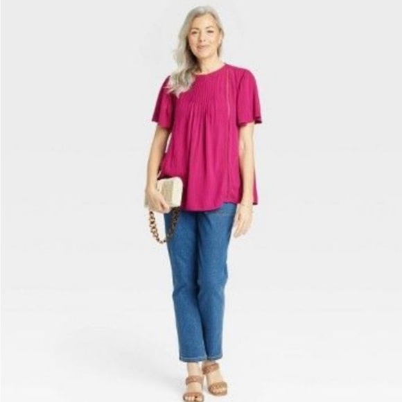 NWT Knox Rose Women's FlutterSleeve Eyelet Embroidered Top - Magenta - Picture 2 of 4